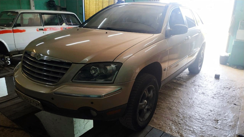 Захрумтів Шрус Заміна лівого зовнішнього шрусу Patron PCV 6751 на Chrysler Pacifica 5