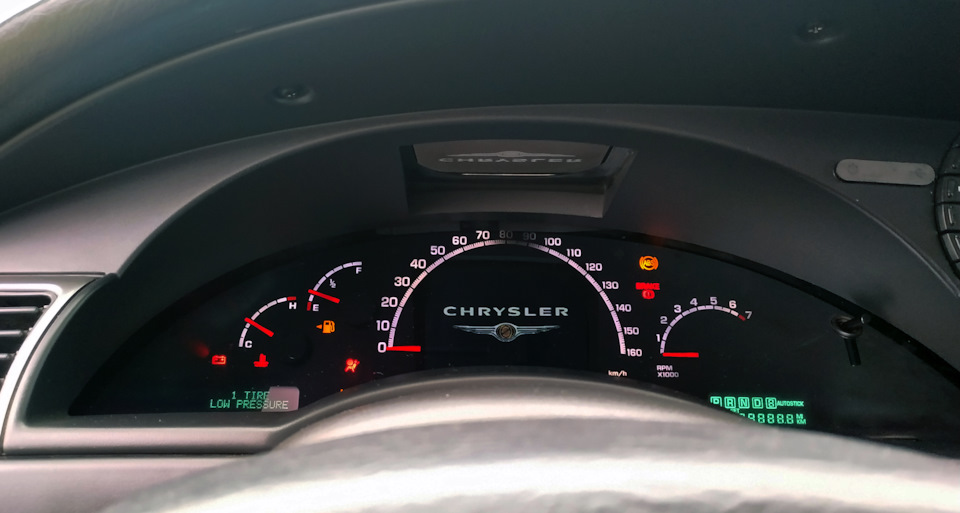 Знайомство з моїм Chrysler Pacifica 5