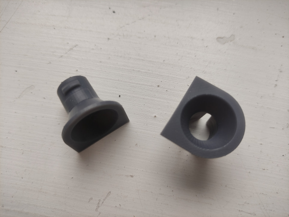 Вставка засувки відкидного даху .soft top latch bezel insert 3