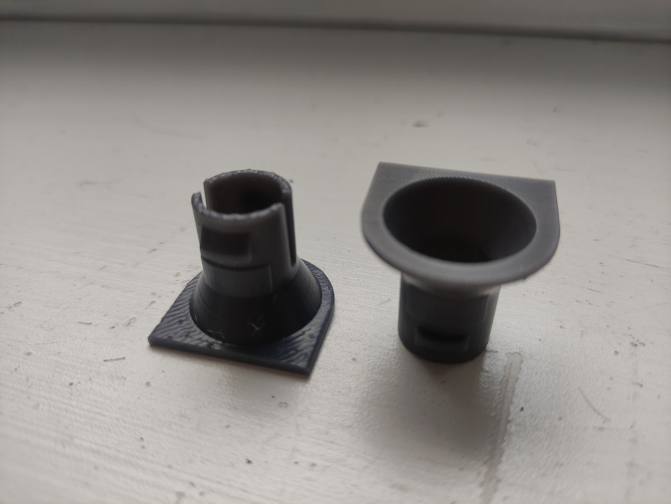 Вставка засувки відкидного даху .soft top latch bezel insert 1
