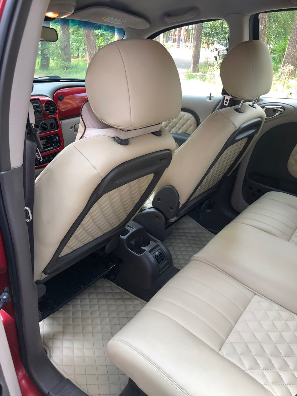 Новий салон Chrysler pt cruiser 5