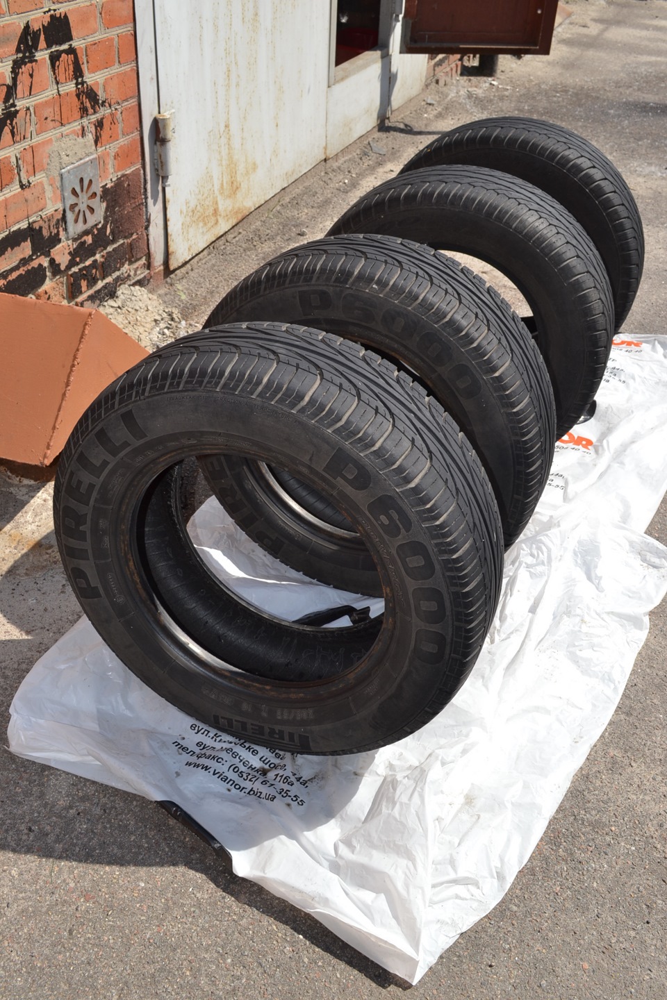 Продам свою гуму 205/65 R15 94V 1