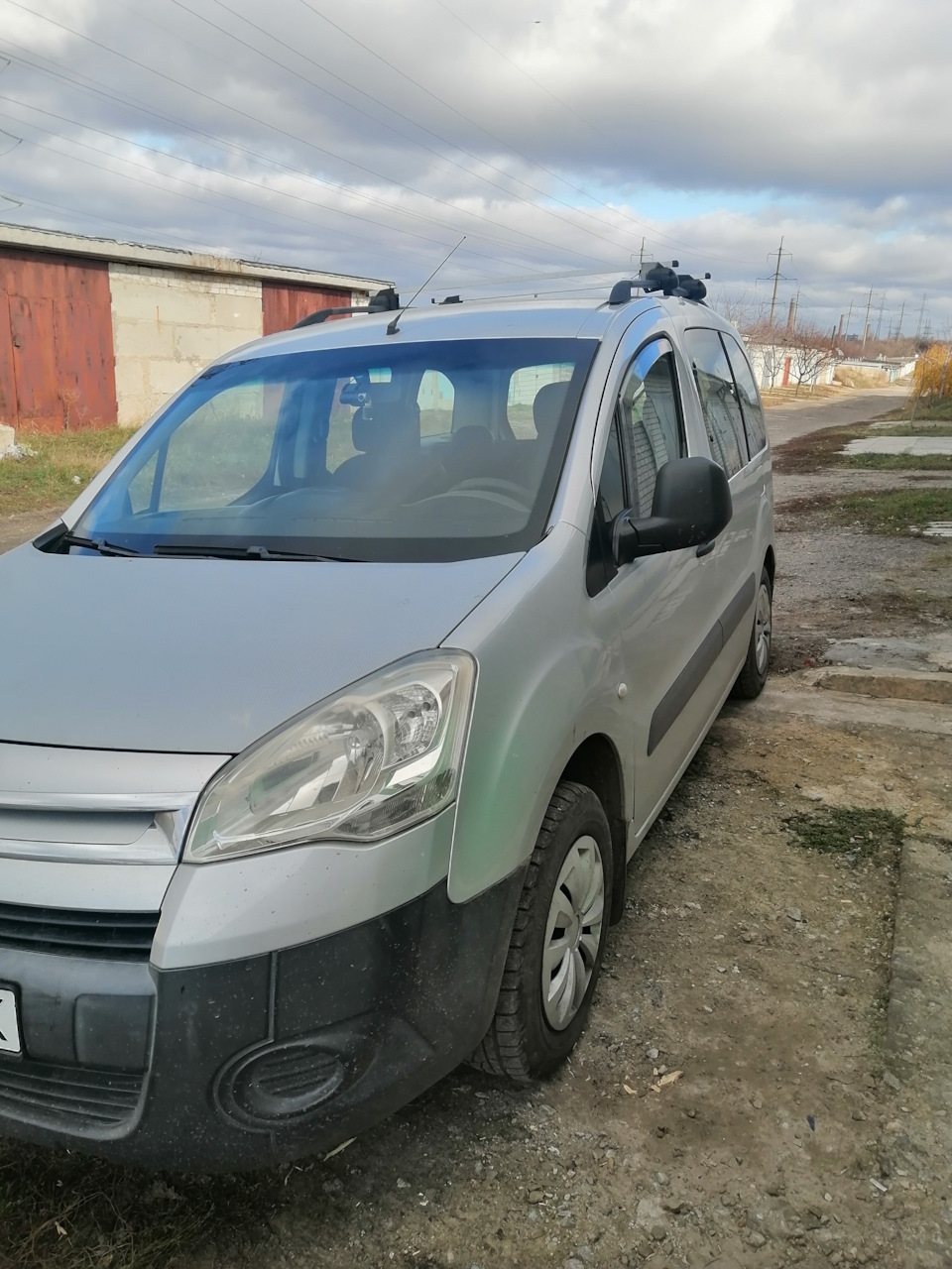 Обслуговування та ремонт передньої ходової Citroen Berlingo B9 1,6. Бенз. Частина 2 1