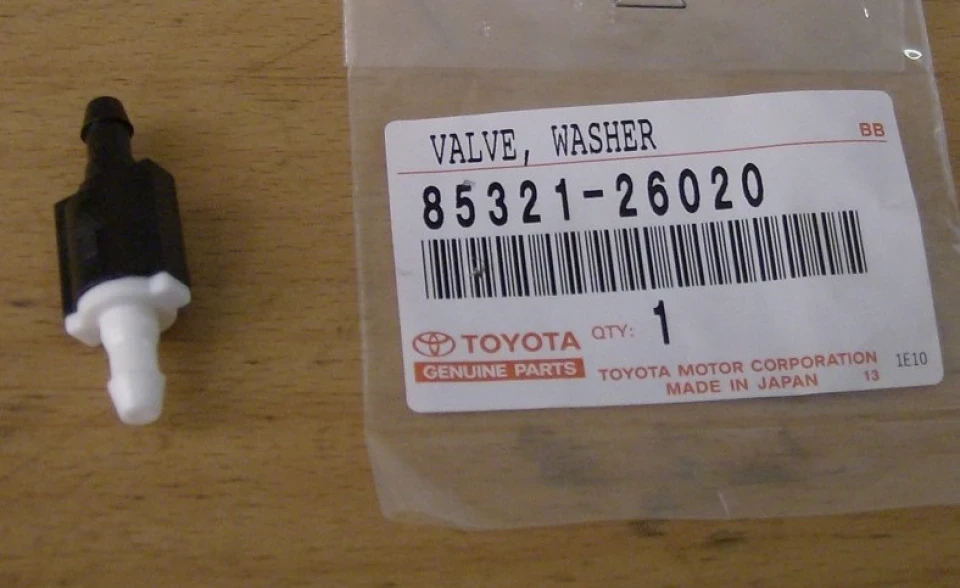 Зворотній клапан омивача скла.Трішки тойоти в сітроені TOYOTA 8532126020