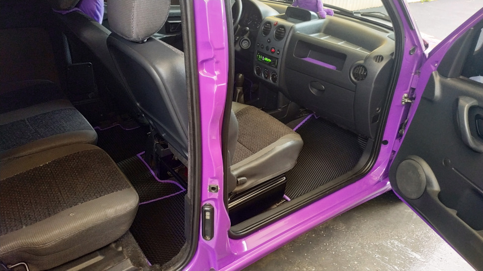 Килимки EVACAR 1