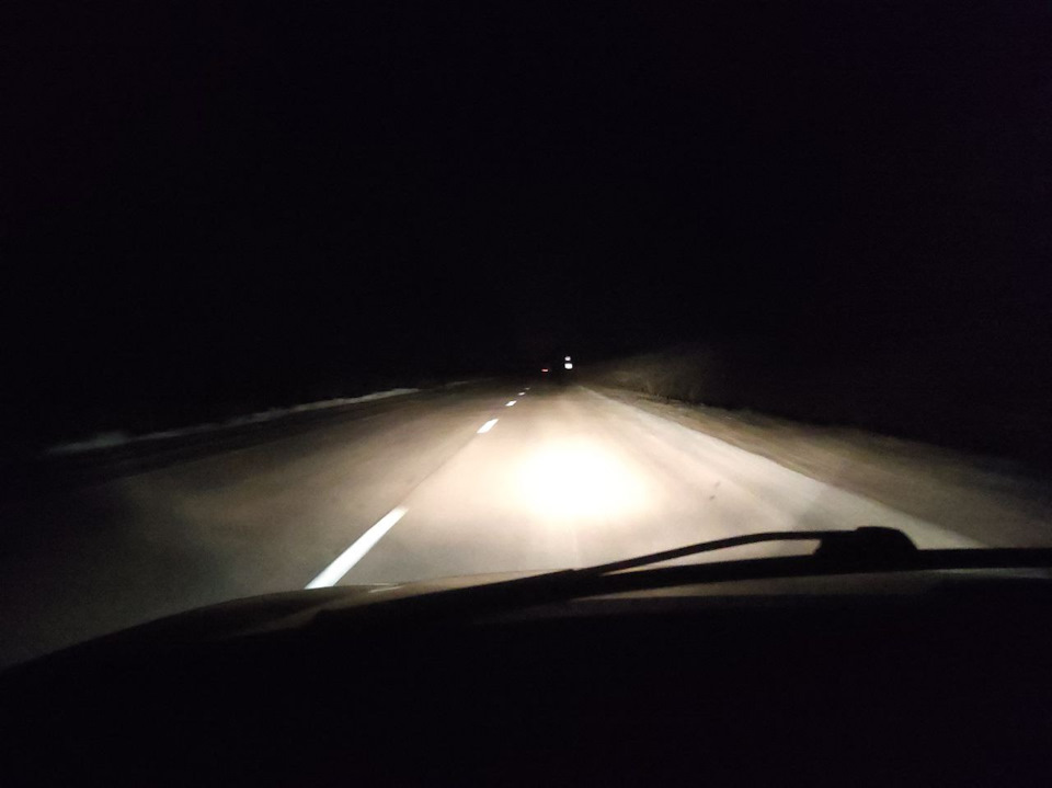 Заміна ламп головного світла 2