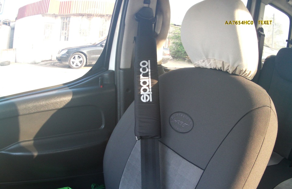 Накладки sparco 1. 1