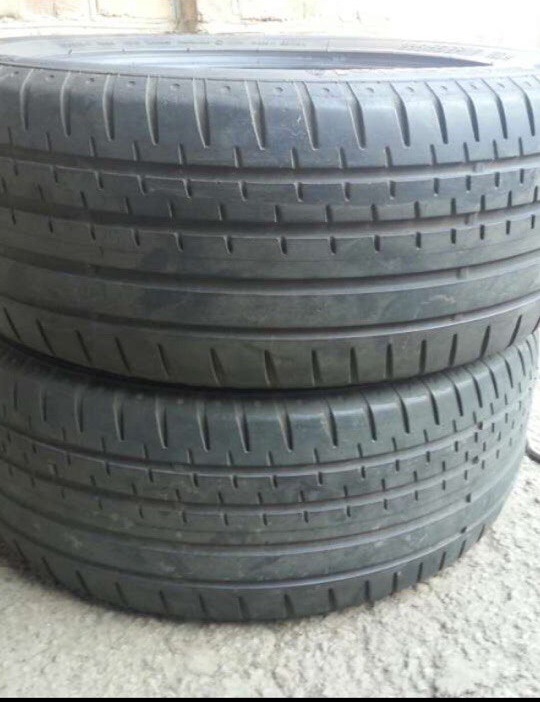235 / 55 / R17. 2