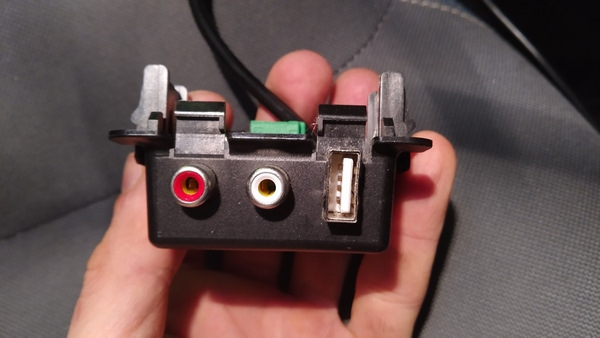 Магнітола. Частина 2 – Підключення USB, GPS та мікрофона 2