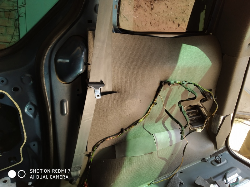Шумоізоляція Berlingo'а своїми руками 5