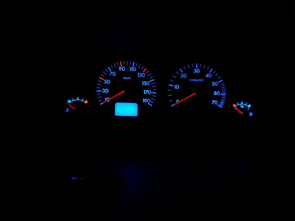 Підсвітка щитка приборів citroen berlingo 1.9d 2002 2