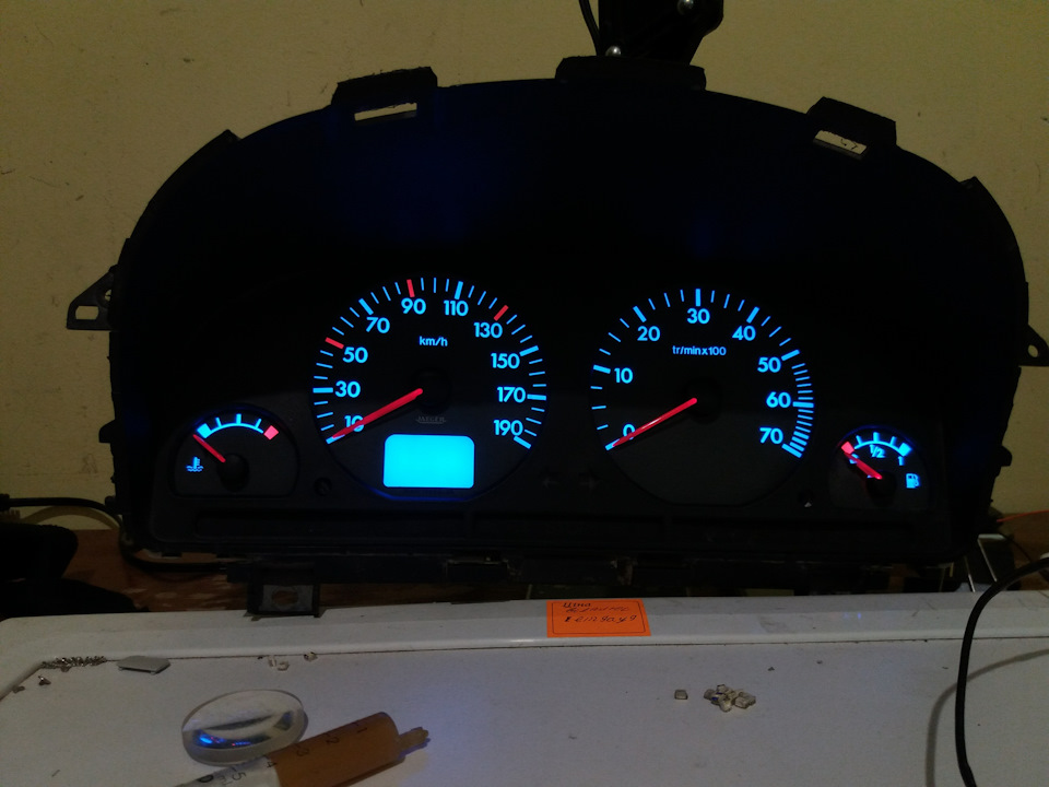 Підсвітка щитка приборів citroen berlingo 1.9d 2002 3