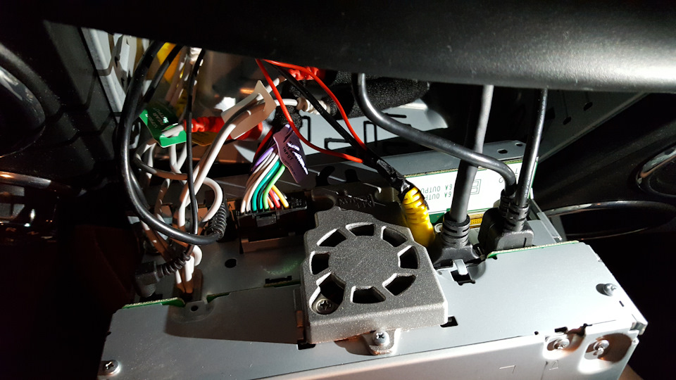 ремонт ГУ Pioneer AVH-X8600BT 2
