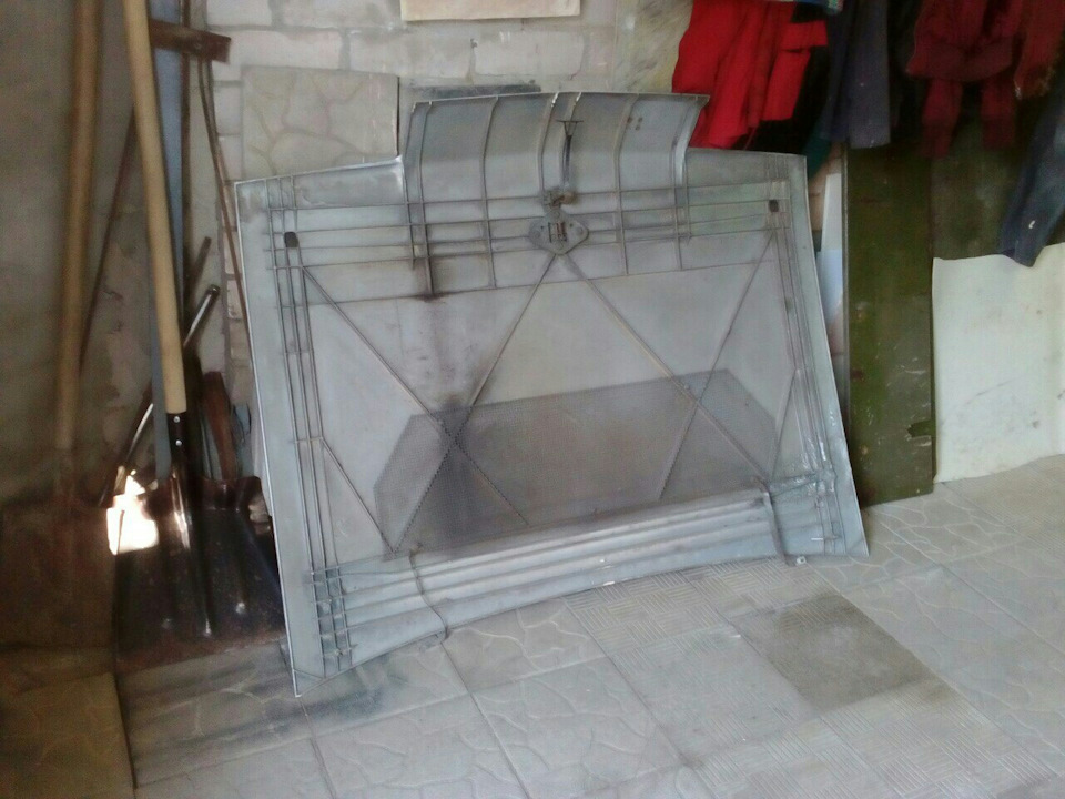 Заміна капота на пластиковий 2