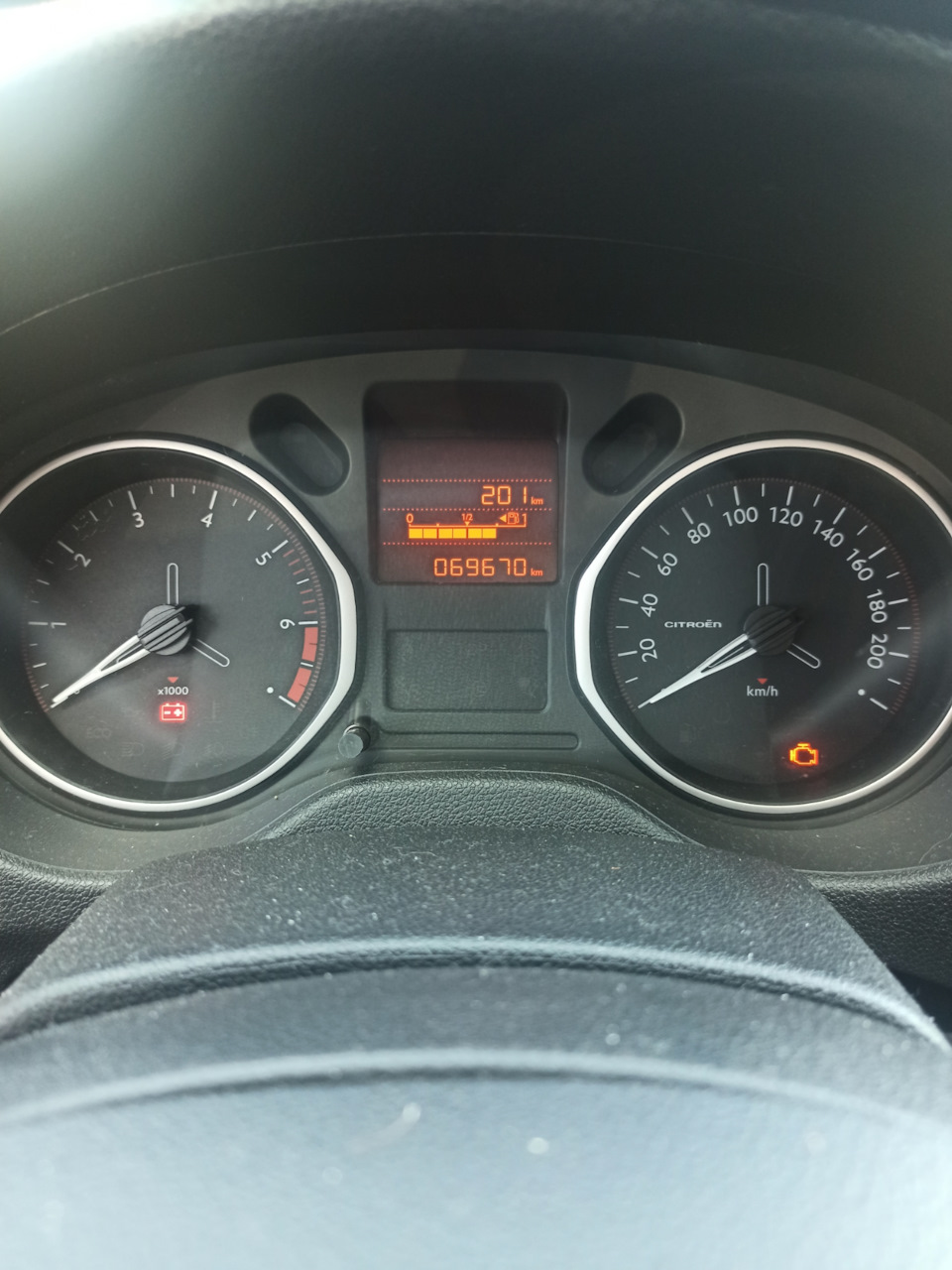 TO-7 1