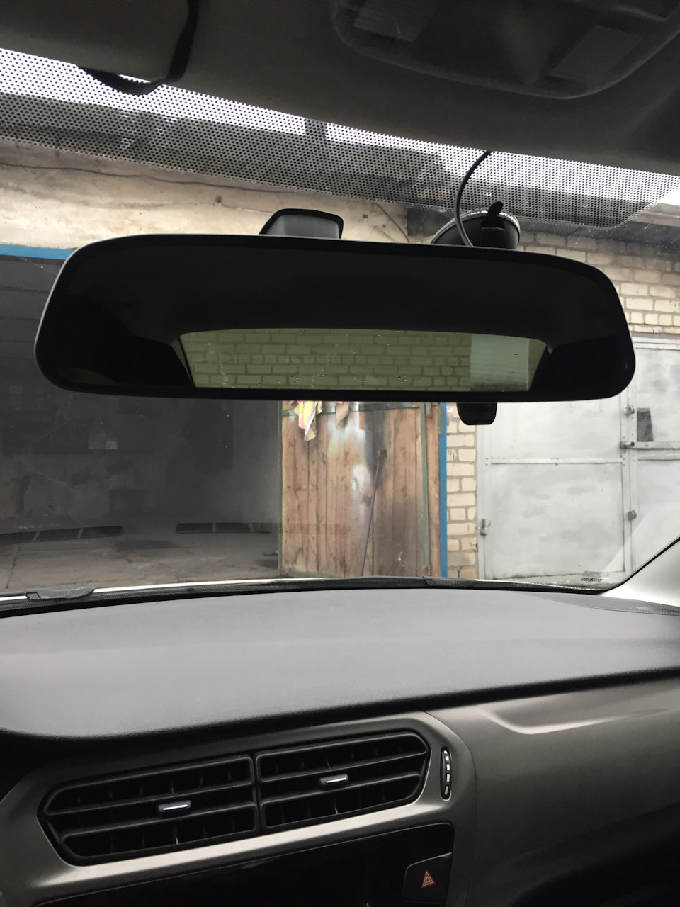 Камера заднього виду 4