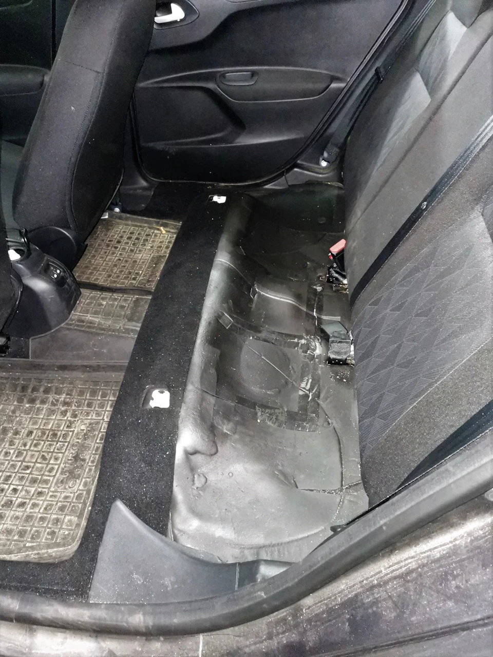 Встановлення емулятора рівня палива на Citroen C-Elysee 1.6, Kme EPP-2 (PSA)