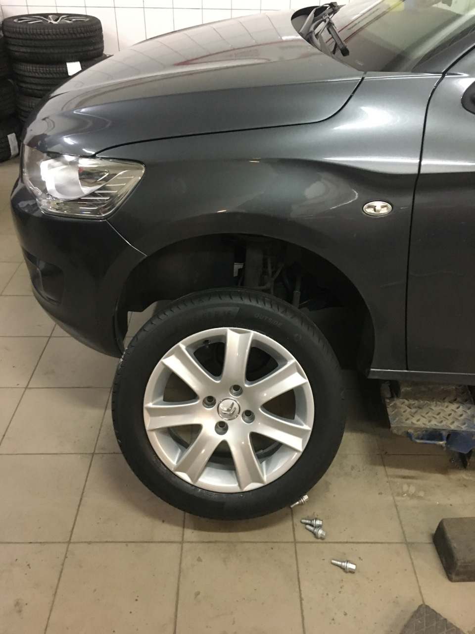 Шини Michelin Primacy 4 на дисках R16 PSA 1