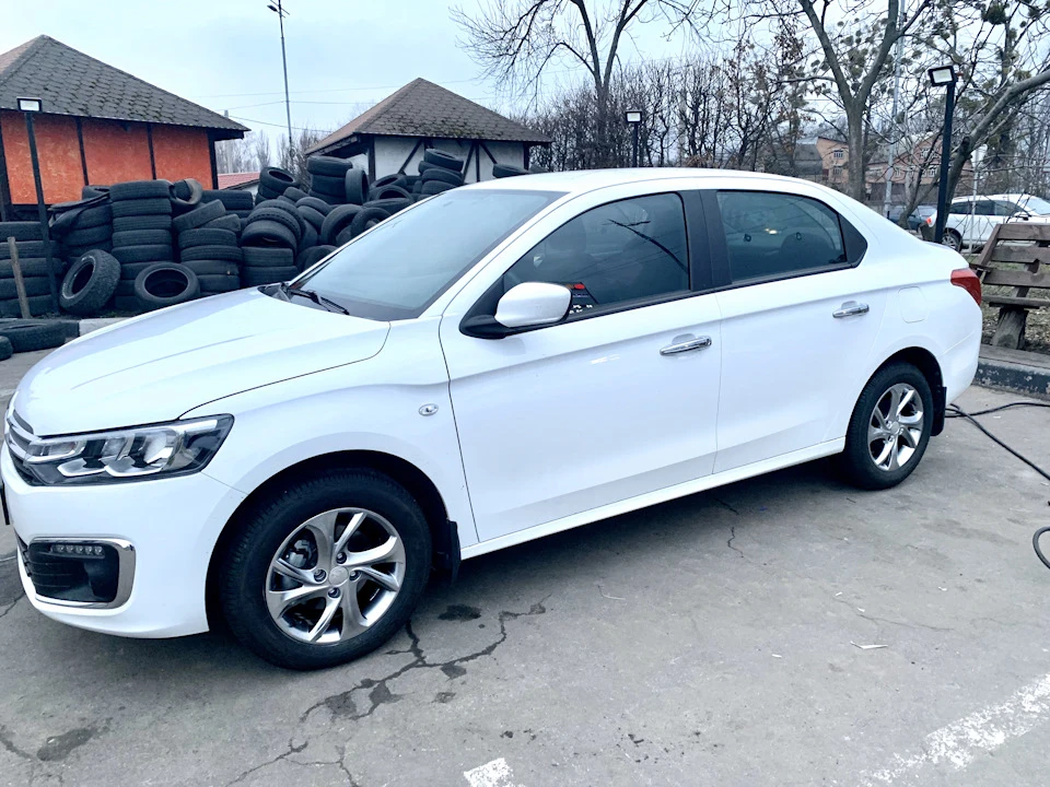Ручки в хромі