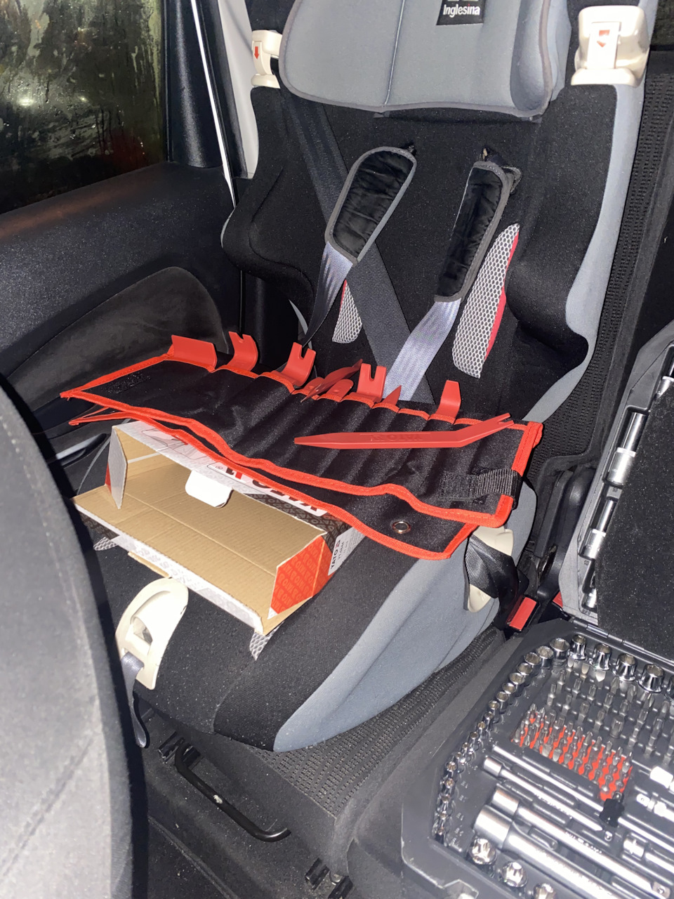 Citroen C3 Picasso мастило тросів кпп 2