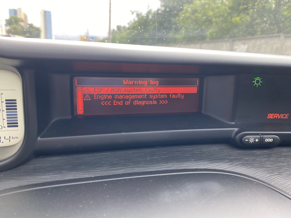 Заміна термореле на Citroen C3 Picasso 1