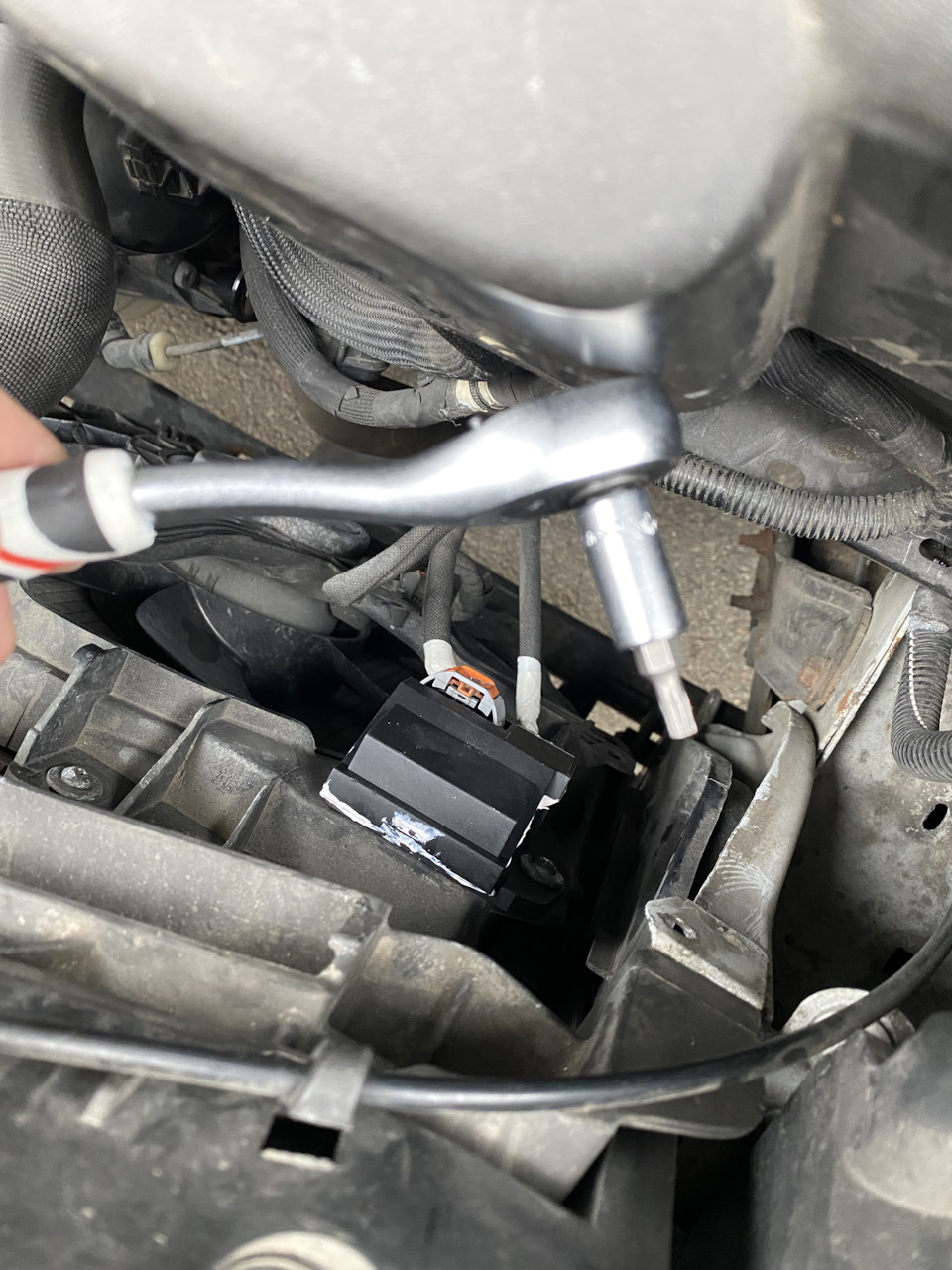 Заміна термореле на Citroen C3 Picasso 5