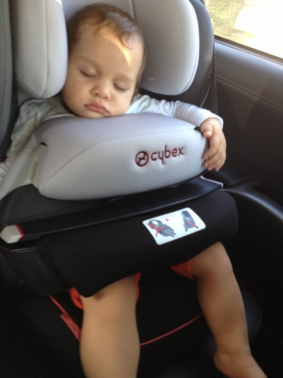 Citroen C3 - дитяче автокрісло Cybex Juno 2-fix 1