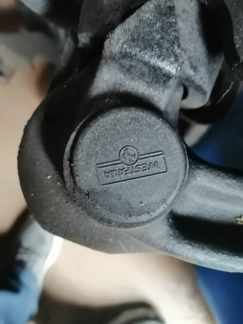 Причіпний пристрій Westfalia та блок узгодження причепа ВSC на Citroen c4 picasso 2010 3