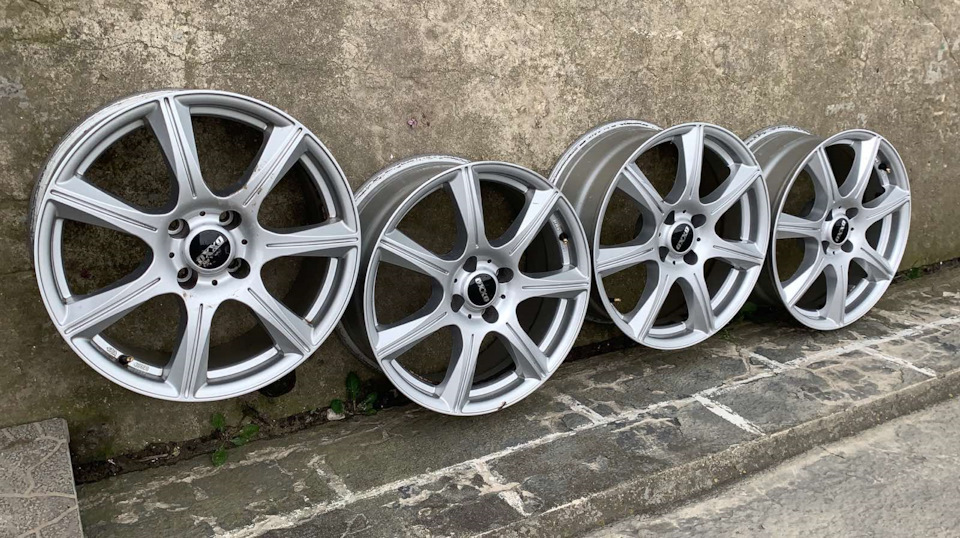 Поставив Диски R17 4x108 ET26 7,5j x 17h2 dia65,1 2