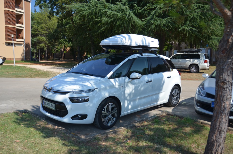 Бокс Thule Motion 800 1