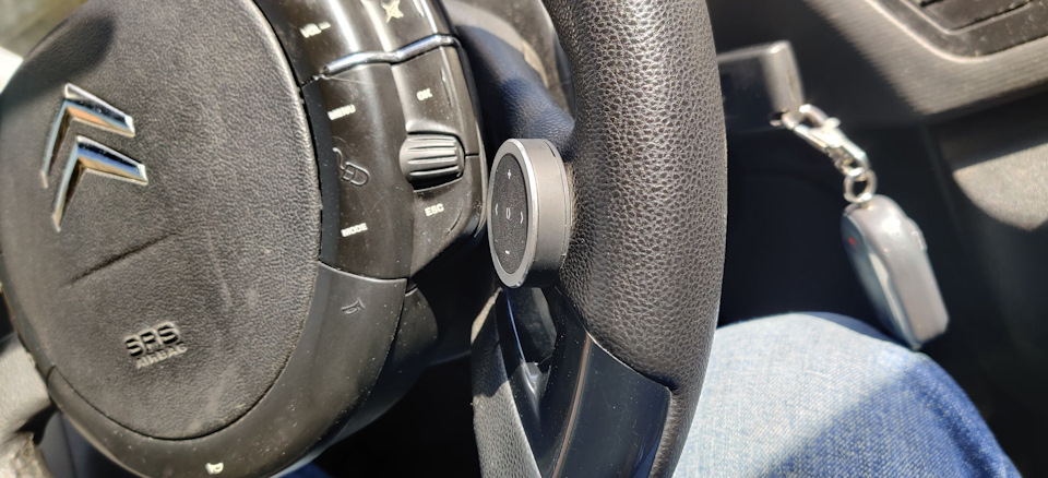 Пульт для керування музикою на кермі для citroën С4 picasso 1