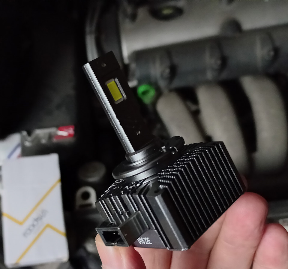 Перехід з ксенону D1S на китайський LED 2