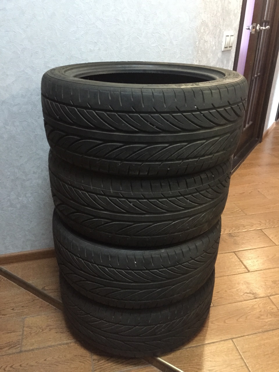 Старт підготовки до сезону 2015, Hankook Ventus V12 Evo K110 1