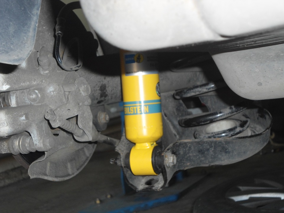 Занизився: Eibach PRO KIT + Bilstein B6 (задні) 3