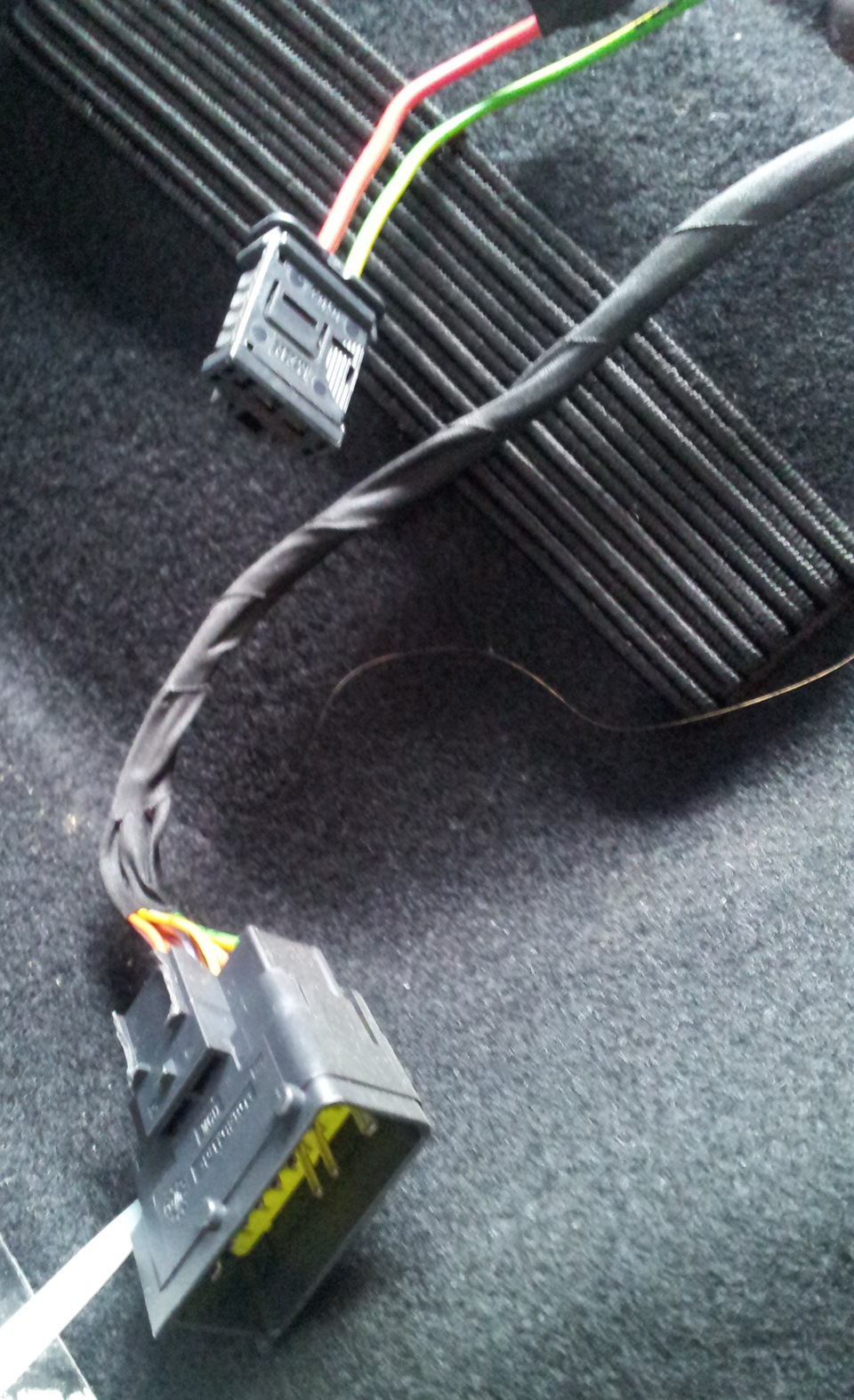розетка 12V або як не переплачувати в ОД 1