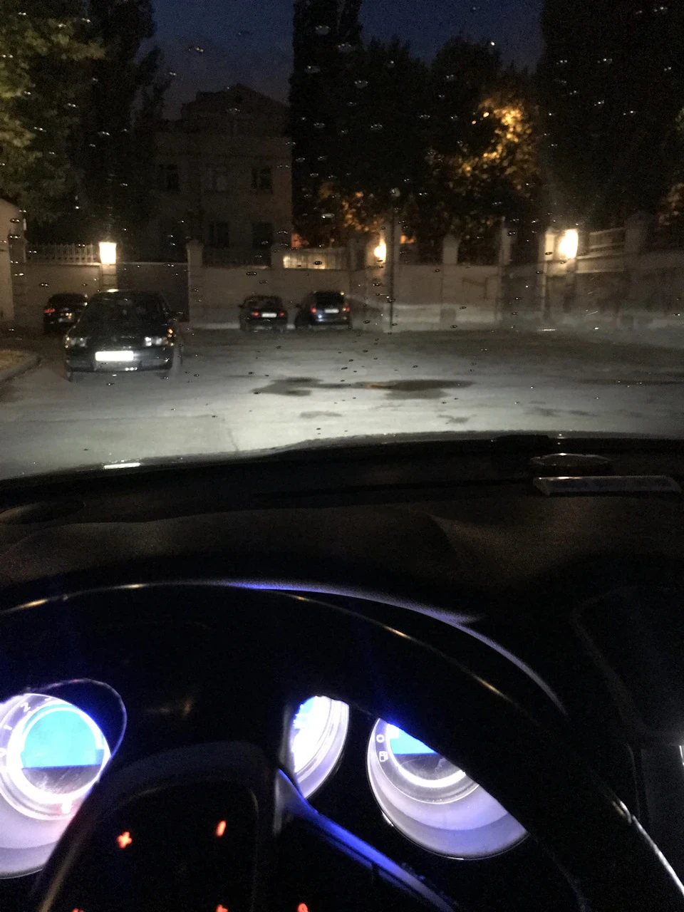 Лінзи з ангельськими вічками