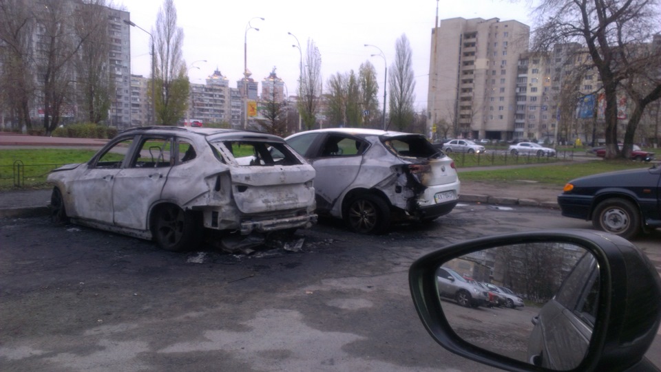 Підпалив на Оболоні(вул.Героїв Дніпра) 3