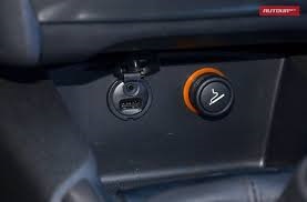 Розетка USB + AUX 1