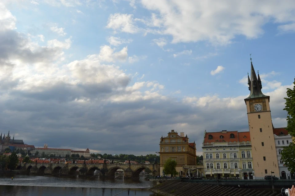 Прага