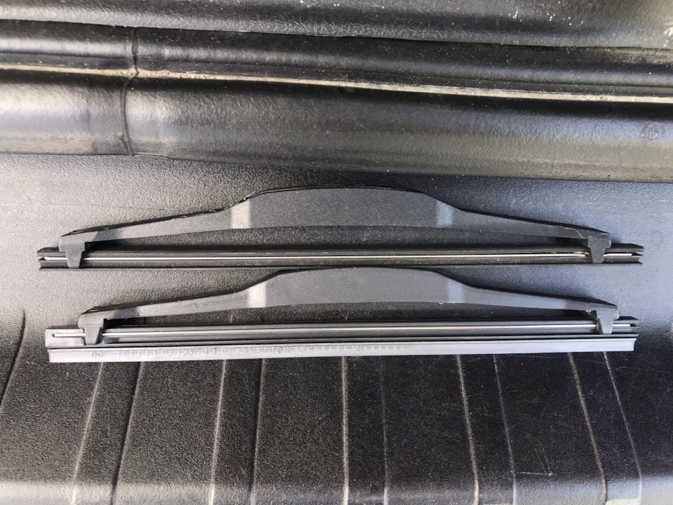 Задній двірник TRICO ExactFit Rear (180мм) EX180 2