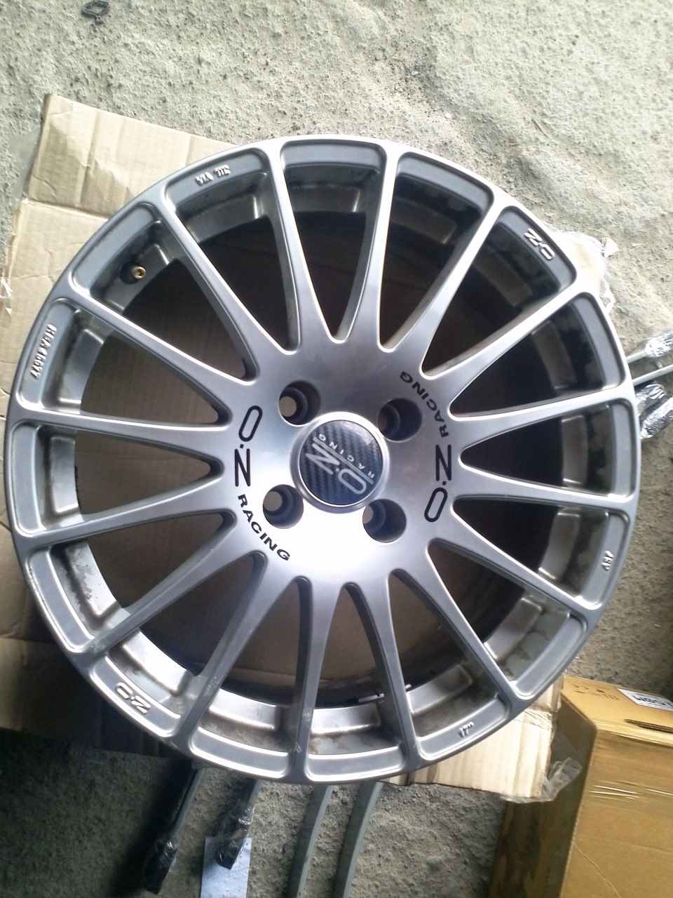 OZ SUPERTURISMO GT R17 4*108 ET 26 1