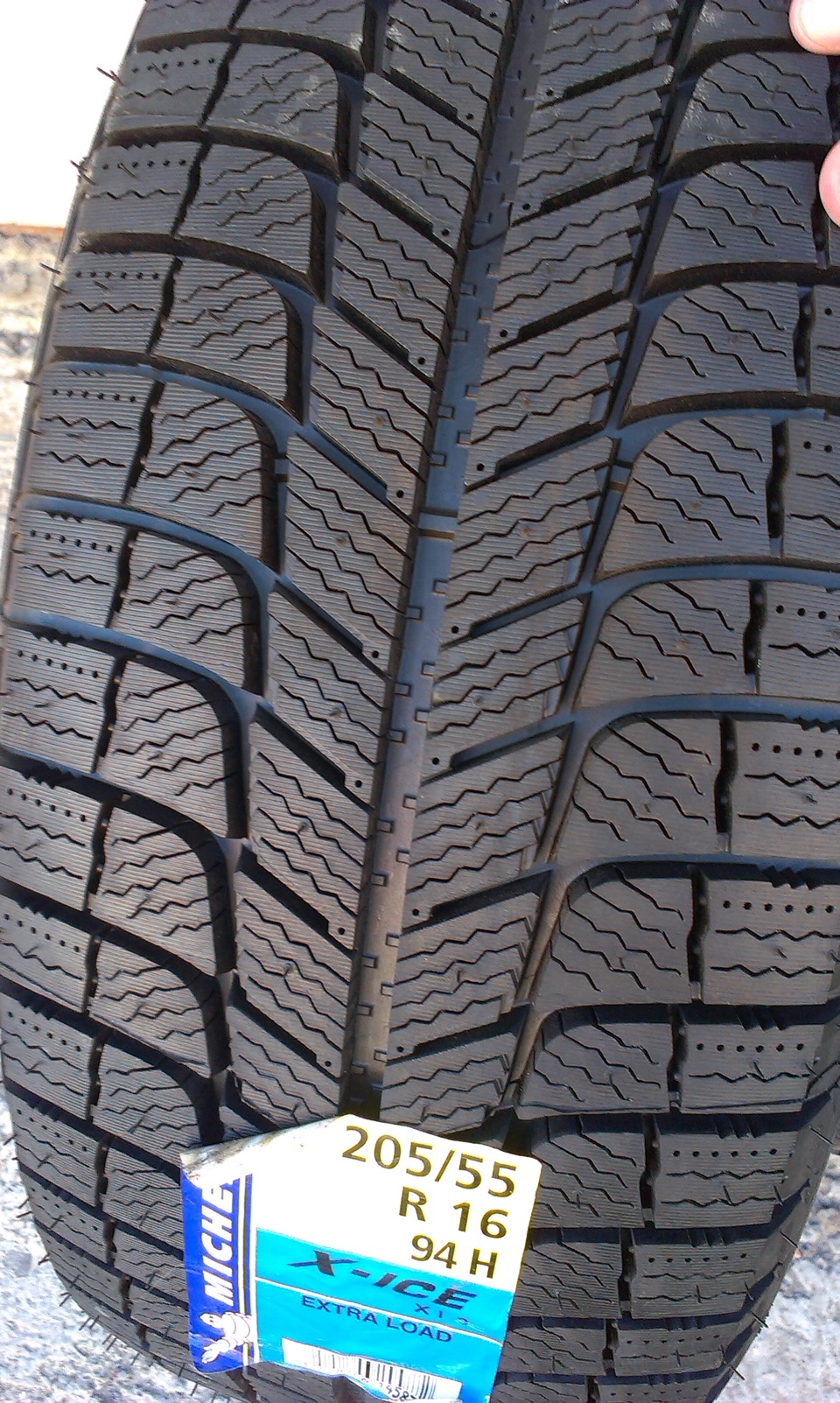 Вибір завершено. Перемогли Michelin x-ice 3 2
