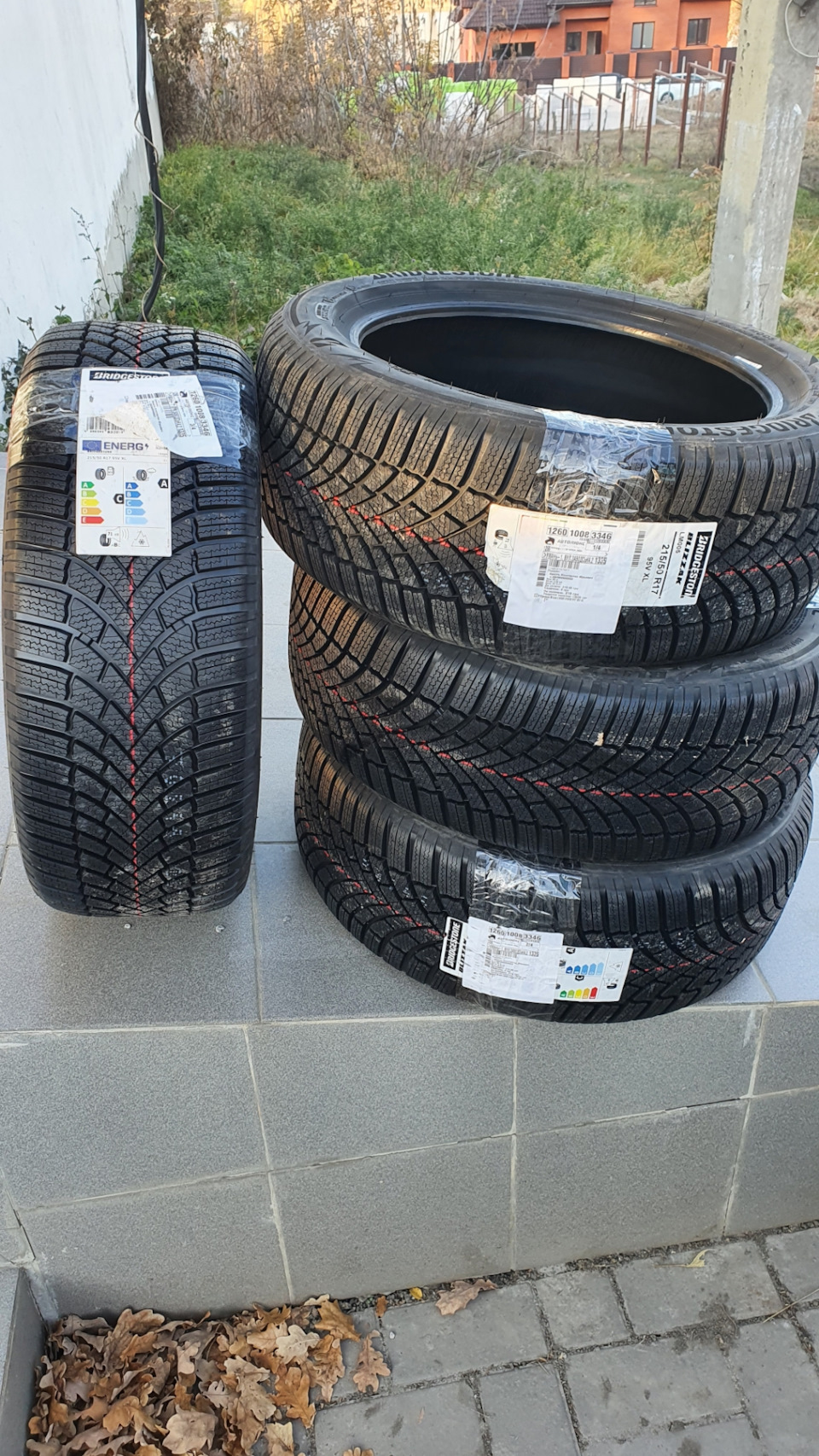 Зима на Bridgestone Blizzak LM005 215/50 R17 95V XL 1