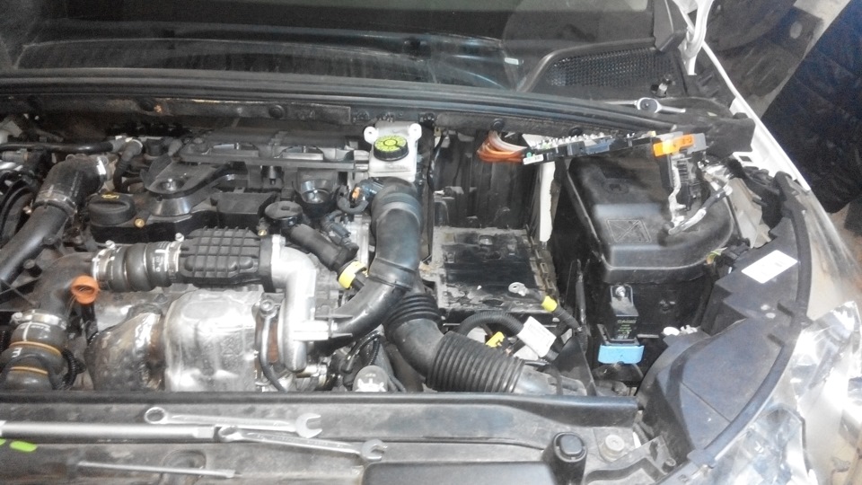 Зміна зчеплення Citroen C4 (B7) механіка. 4