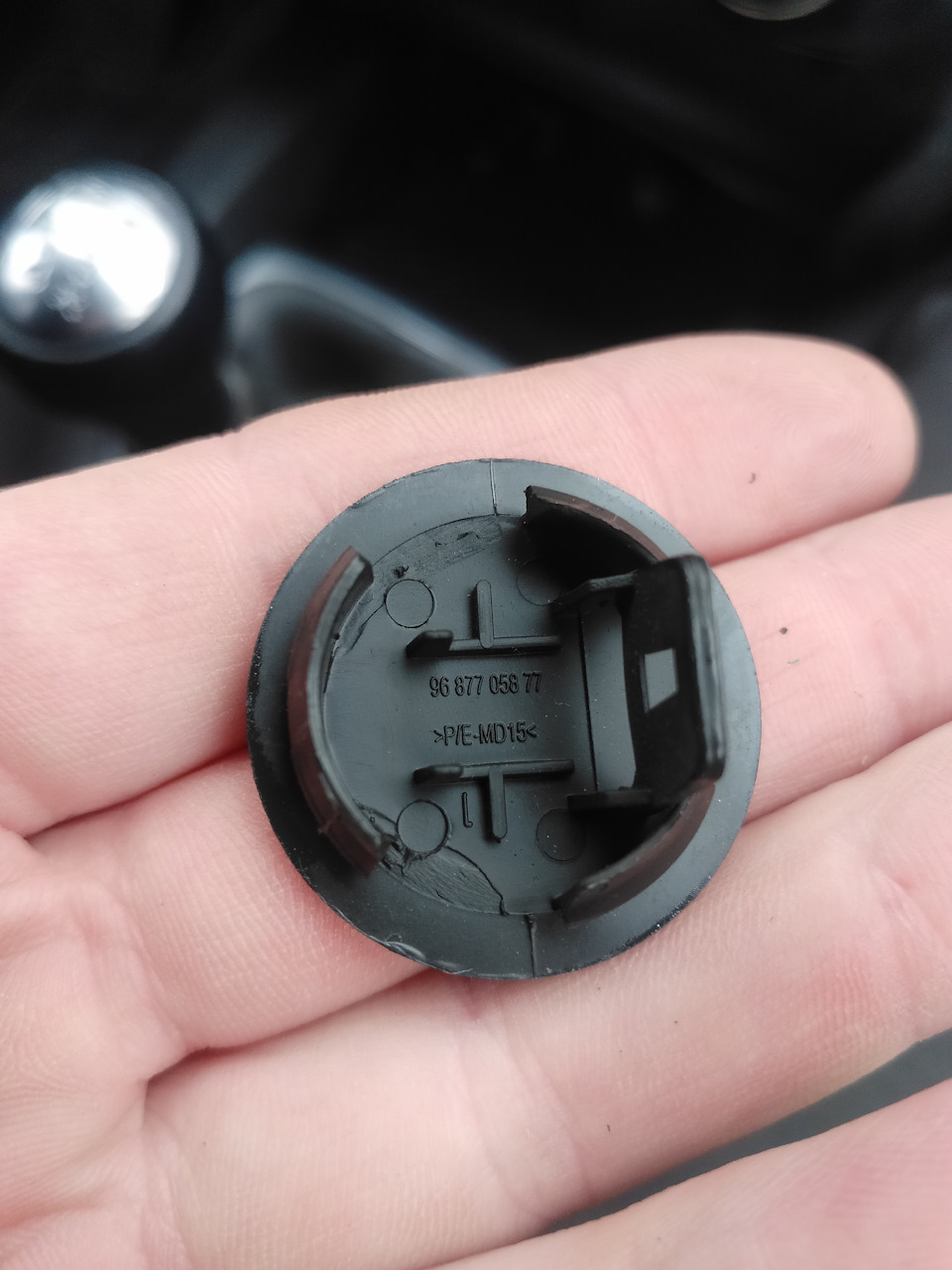 Usb у штатне місце. 4