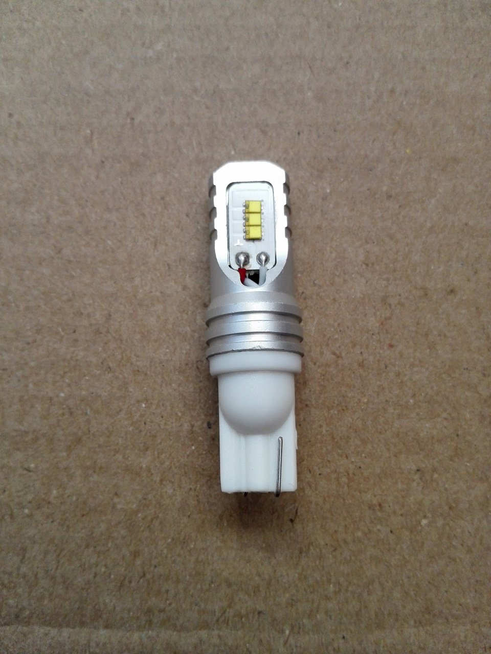 LED лампи в машину. 1