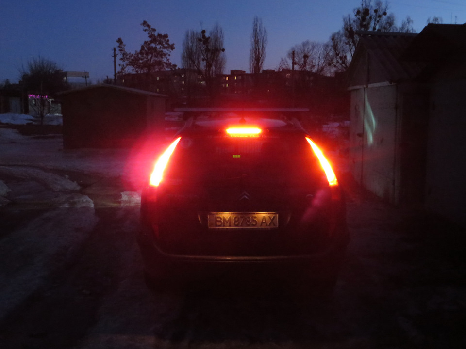 LED лампи в машину (задні ліхтарі). 3