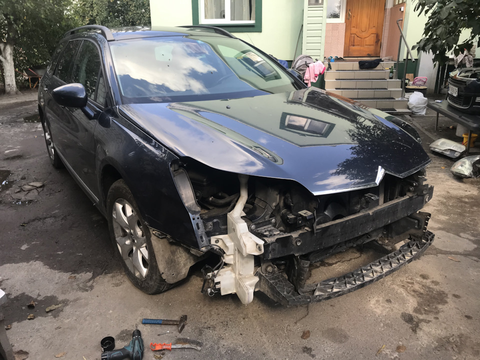 Поліровка фар Citroen C5 1