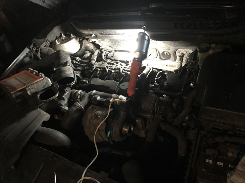 Заміна свічок розжарювання Citroen C5 1.6HDI 2