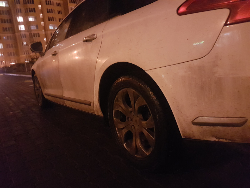 Лайфхак, що робити, якщо підвіска Сітроєна С5 опустилася і не піднімається. 1
